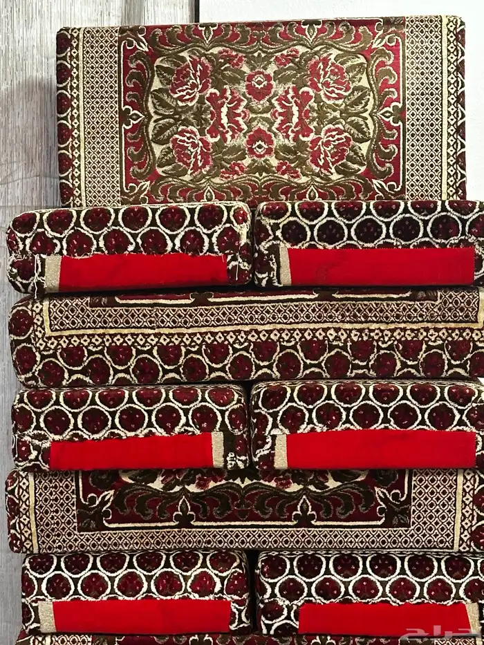 مساند تراث نادرة للبيع 6