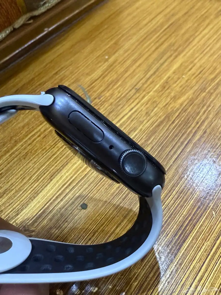 ساعة ابل Apple Watch 44 index