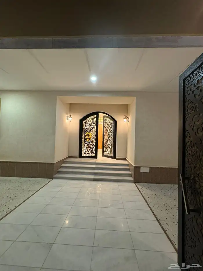 شقه 5 غرف جديده حي الرياض مجهزه بالمكيفات والمطبخ 12