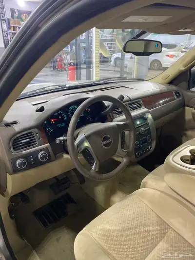 GMC 2007 عداد قليل 8