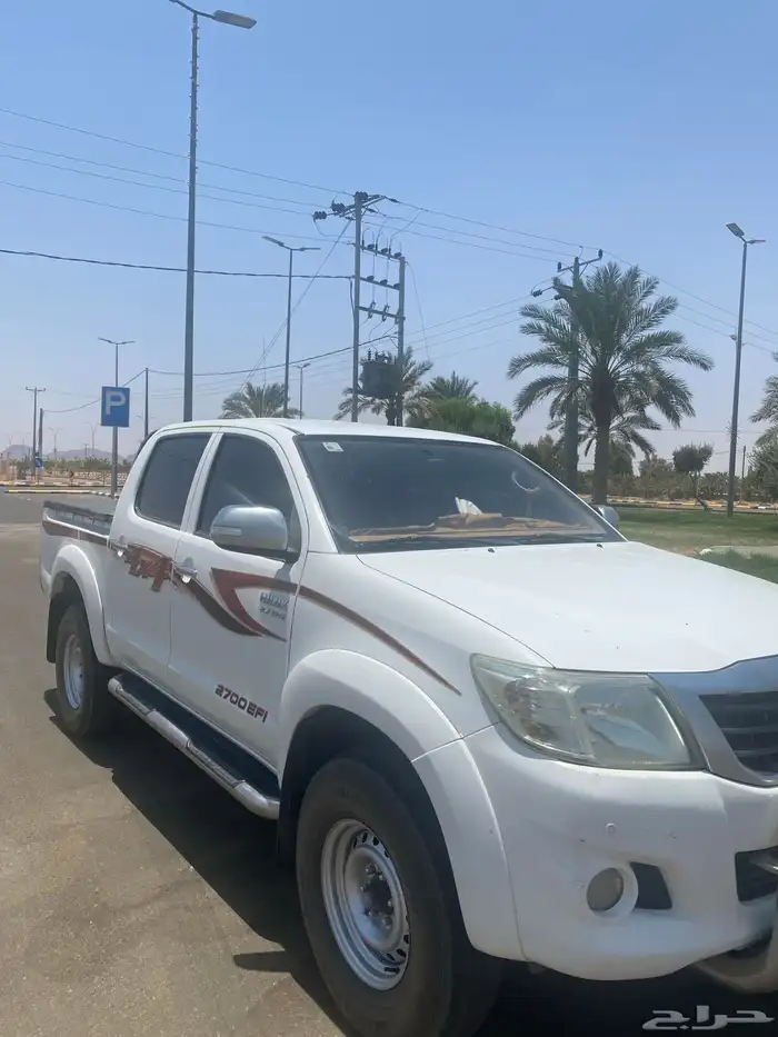 هايلوكس S-GLX 2014 دبل الممشى 426 المحركات والبدي سليم 3