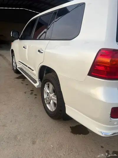 لاندكروزر 2014 3
