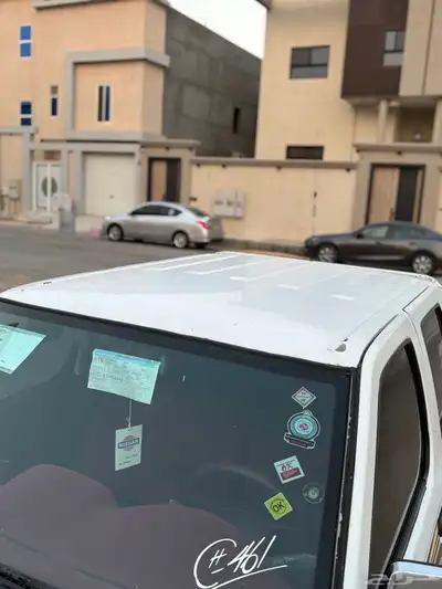 نيسان ددسن 12