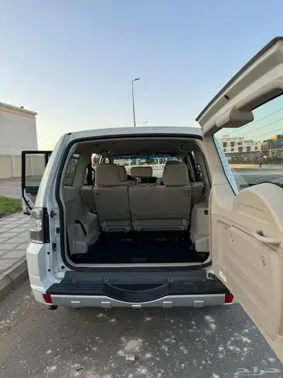 باجيرو 2017 gls 3.5 3