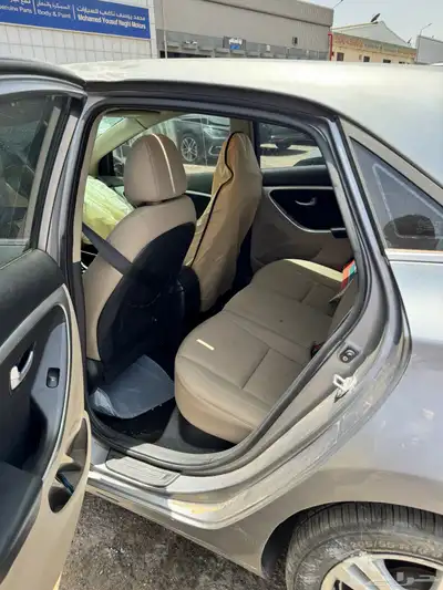 النترا i30 مصدومه للبيع 10