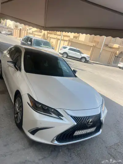 لكزس ES 350 2019 6