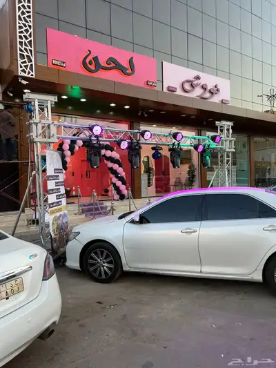 افتتاح محلات تجارية بلونات راقصة شخصيات عملاقة 10