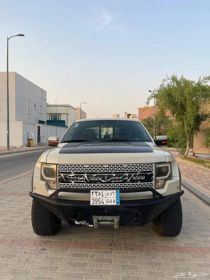 للبيع فورد رابتر 6 2 1