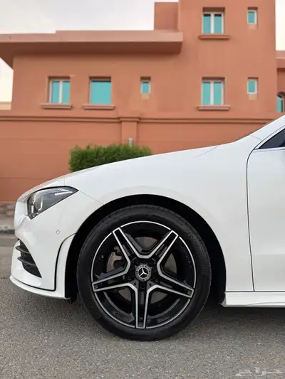 2023 مرسيدس CLA 250 5