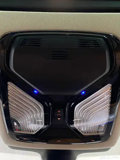 بي ام دبليو 520i 2020 بحالة نظيفه جدا 13