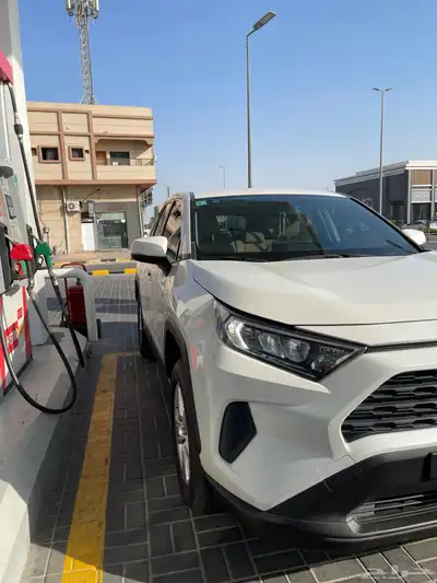 اف فور 2021 ابيض دبل 8