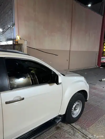 جيب ايسوزو 6