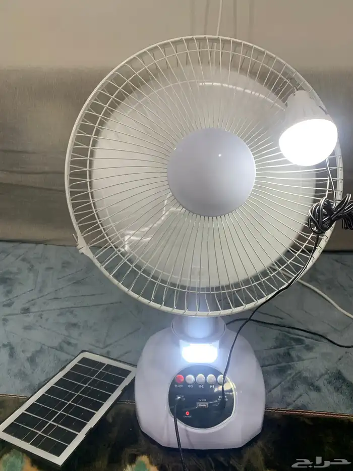 مروحة طاقة شمسية وكهرباء تخزين في البطارية 1