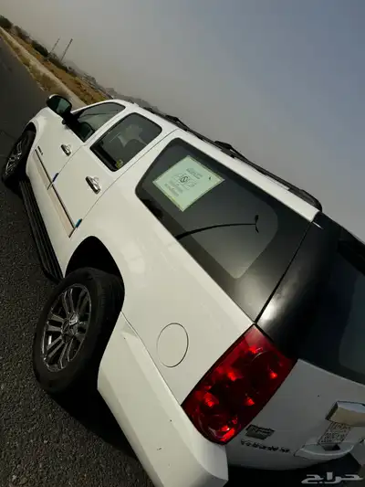 جي ام سي يوكن طويل 2010 3