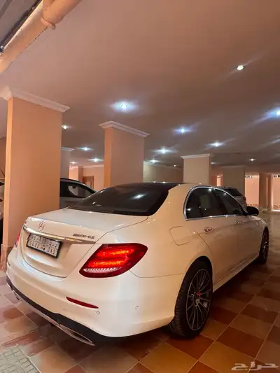 مرسيدس E 300 AMG 2017 11