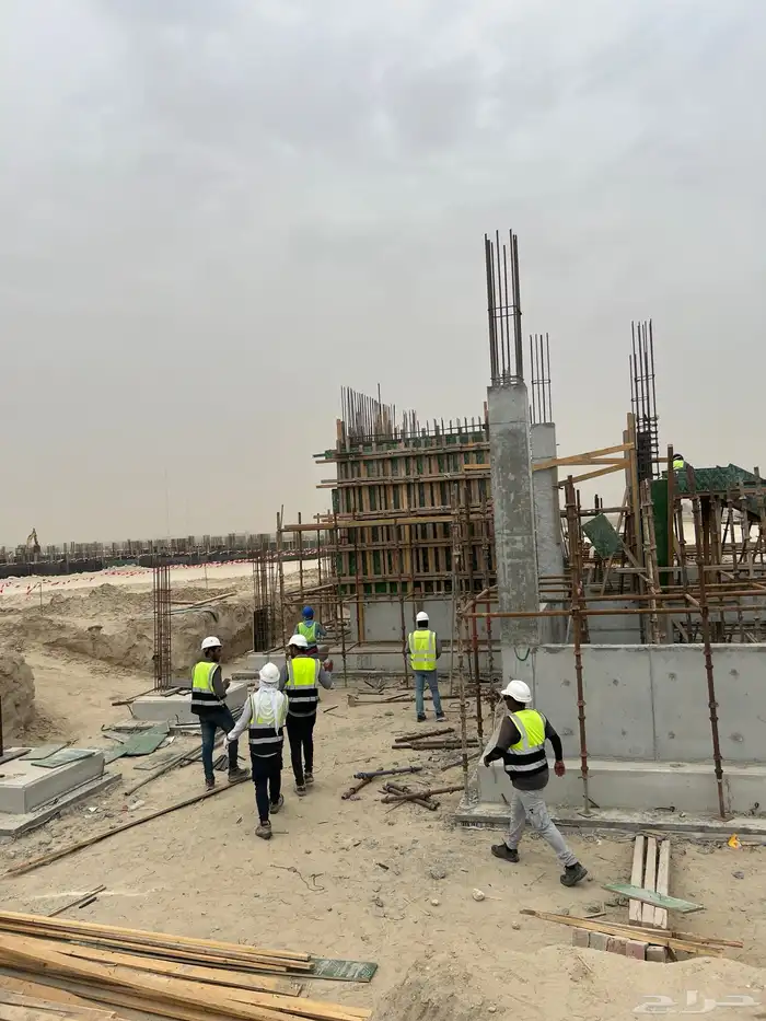 مقاول 19