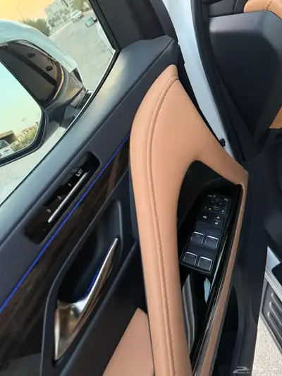 جيب لكزس LX600 2023 BB سعودي 15