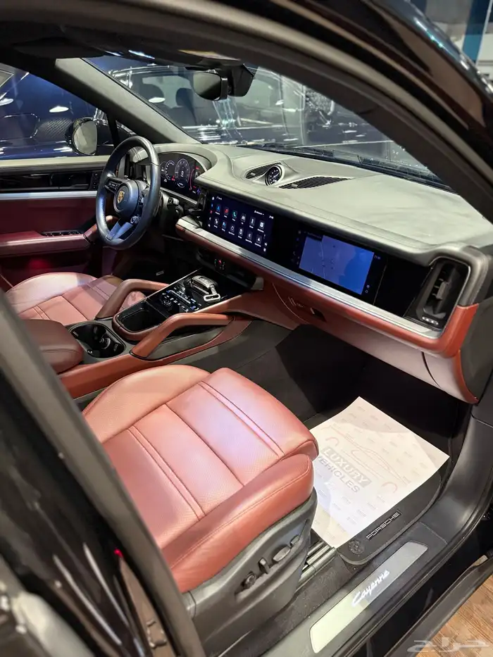 Porsche Cayenne Coupe 2024 18