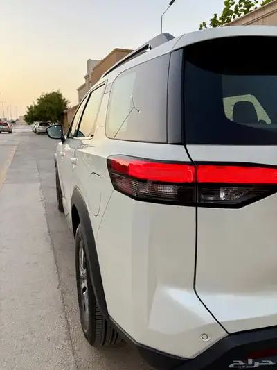 نيسان باثفندر 2022 لولوي سعودي دبل V6 8