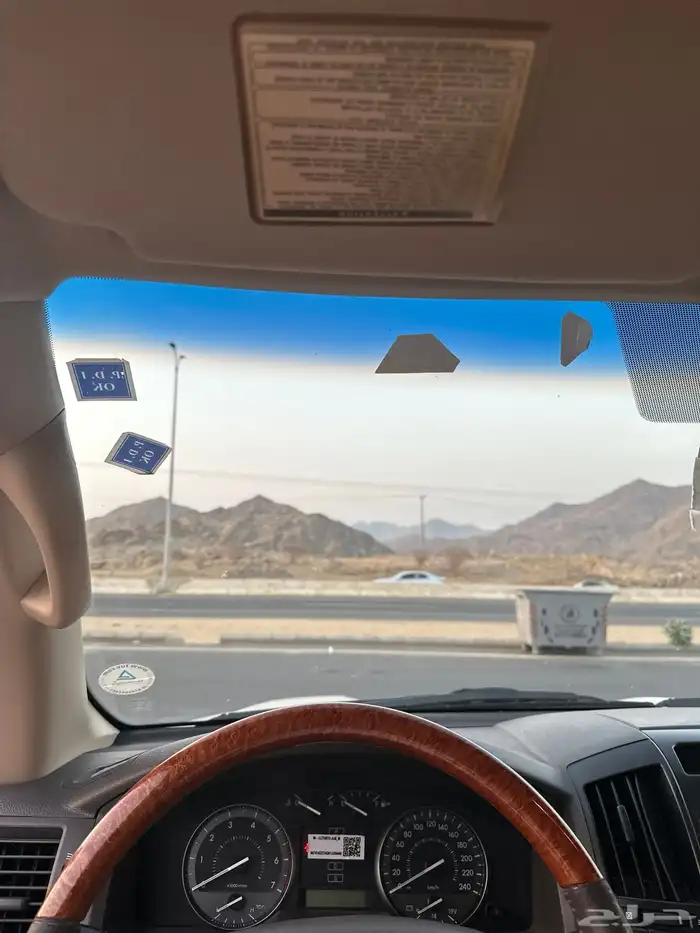 لاندكروزر 2014 فل كامل 8 سرندل ماشي 232 محايل عسير 29