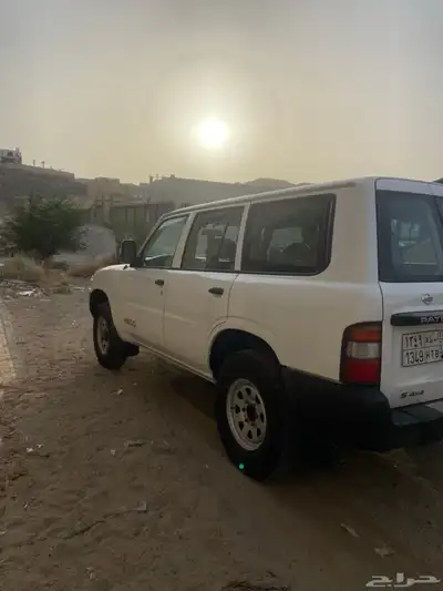 نيسان صالون أربع بييان حكومي سابقا ممشا 75 فقط 1