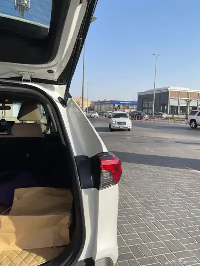 اف فور 2021 ابيض دبل 12