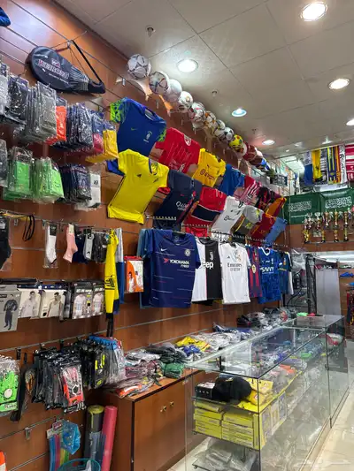 محل ملابس رياضيه 2