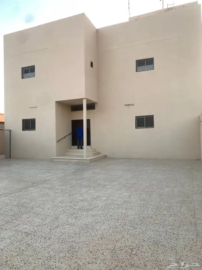 للبيع فلة ( بيت ) دورين يقبل البنوك الرس 1