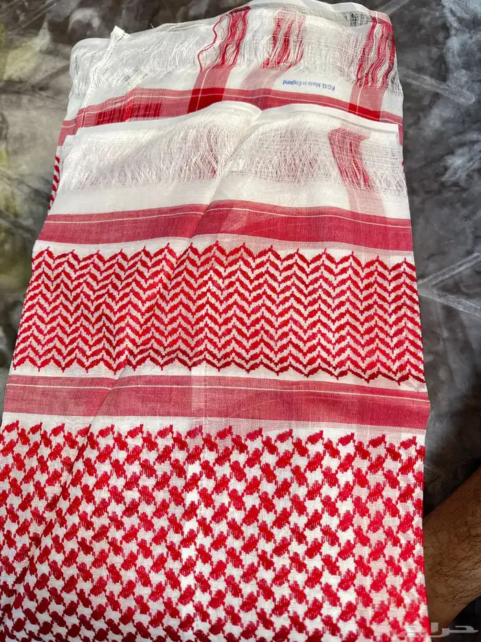 شماغ فريبون ملكي شلش تم البيع 0