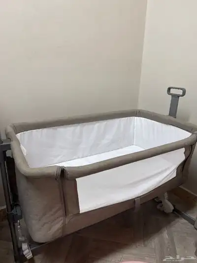 سرير اطفال 0