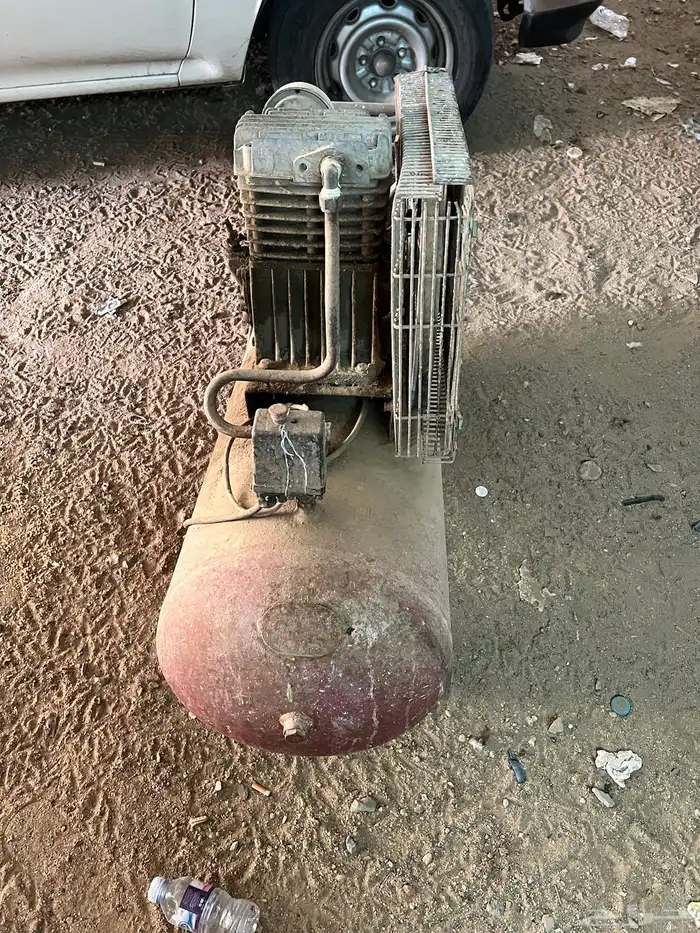 كمبروس هواء مع اثنين مسدس رش وكذا يد رش يدوي 0