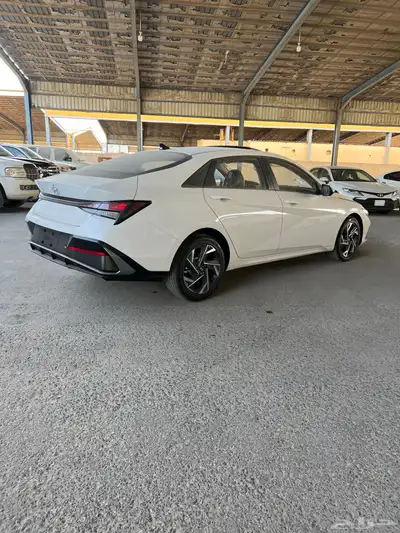 هيونداي النترا 2025 كمفورت اصفار 6