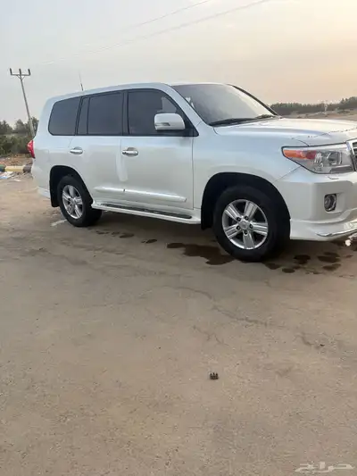 لاندكروزر 2014 4