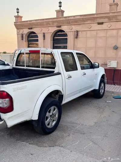 ايسوزو ديماكس 2006 LS 4