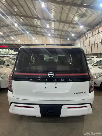 نيسان باترول بلاتينيوم 6 سلندر تنفس طبيعي 2025 ابيض كامل 6