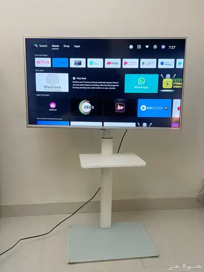 43inch Smart TV   Premium floor stand 0