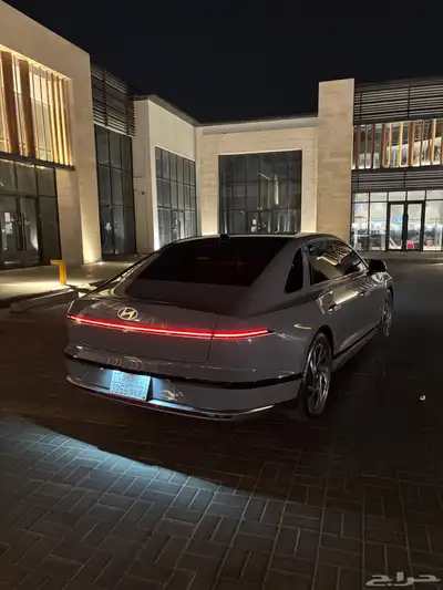 ازيرا اكسكلوسف 2024 للتنازل أو للبيع 1