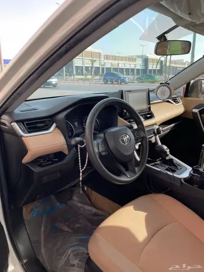اف فور 2021 ابيض دبل 19
