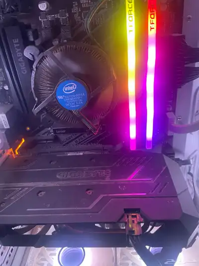بيسي كرت الشاشه 1650 سوبر المعالج i5-9400cpu الرام 16.0 GB 4