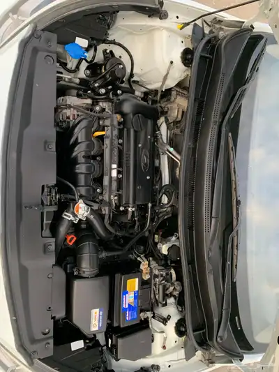 هيونداي اكسنت2017. سعودي 1600cc 15