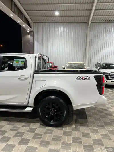 للبيع ايسوزو ديماكس GT 2024 شبه اصفار 7