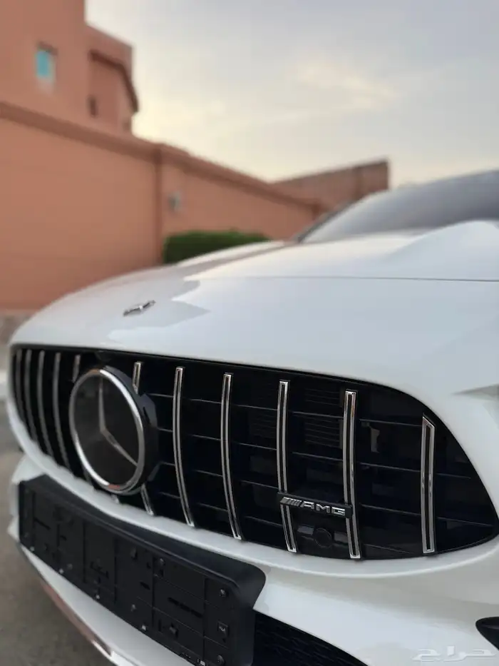 2023 مرسيدس CLA 250 3