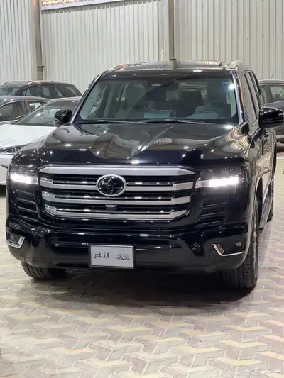 جكسار L4 سعودي 2025 اسود شبه جديد 3
