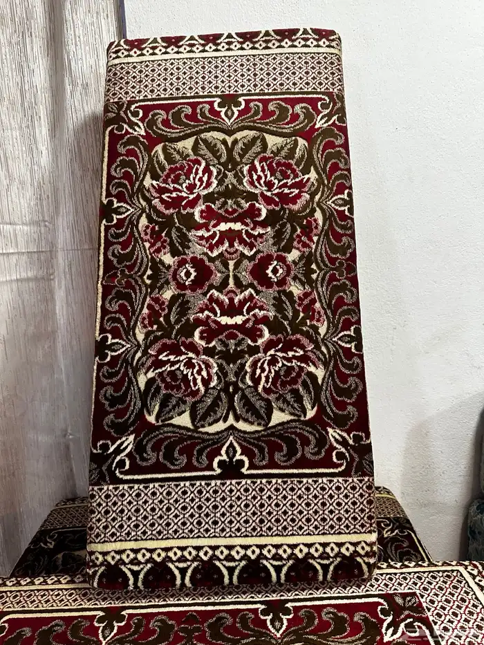 مساند تراث نادرة للبيع 1