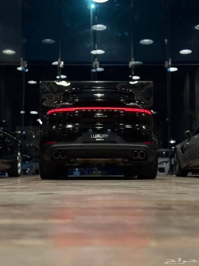Porsche Cayenne Coupe 2024 34
