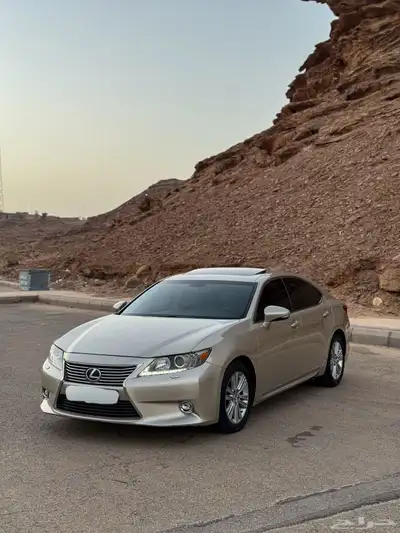 لكزس ES350 نظيف 0