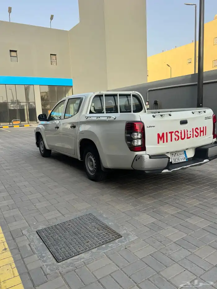 ميتسوبيشي L200 غمارتين ديزل 2022 4