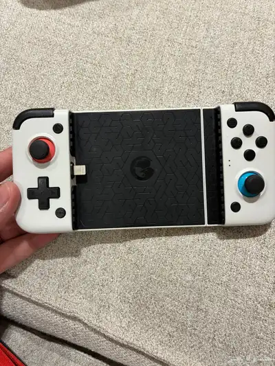 وحدة تحكم احترافية للايفون Gamesir X2 1