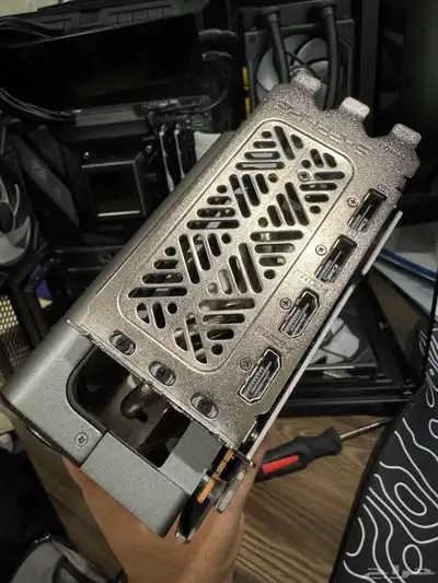 كرت شاشة 7900 xtx 24gb sapphire nitro 4