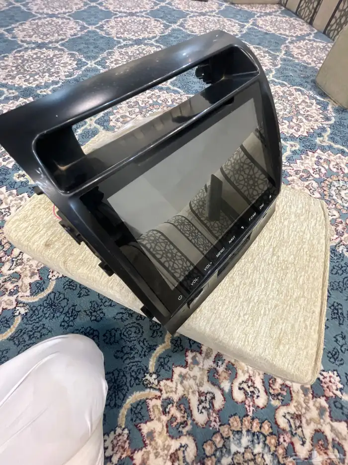 شاشة لاند كروزر 2008 الى 2015 1